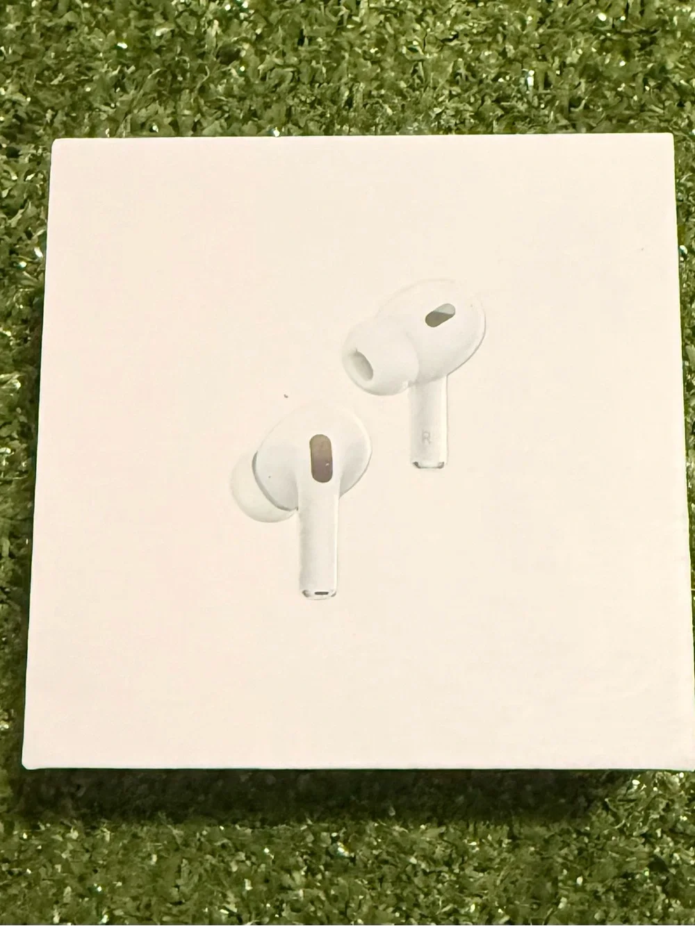 Headphones 2nd Gen MagSafe Charging Case USB-C White In-Ear Wireless